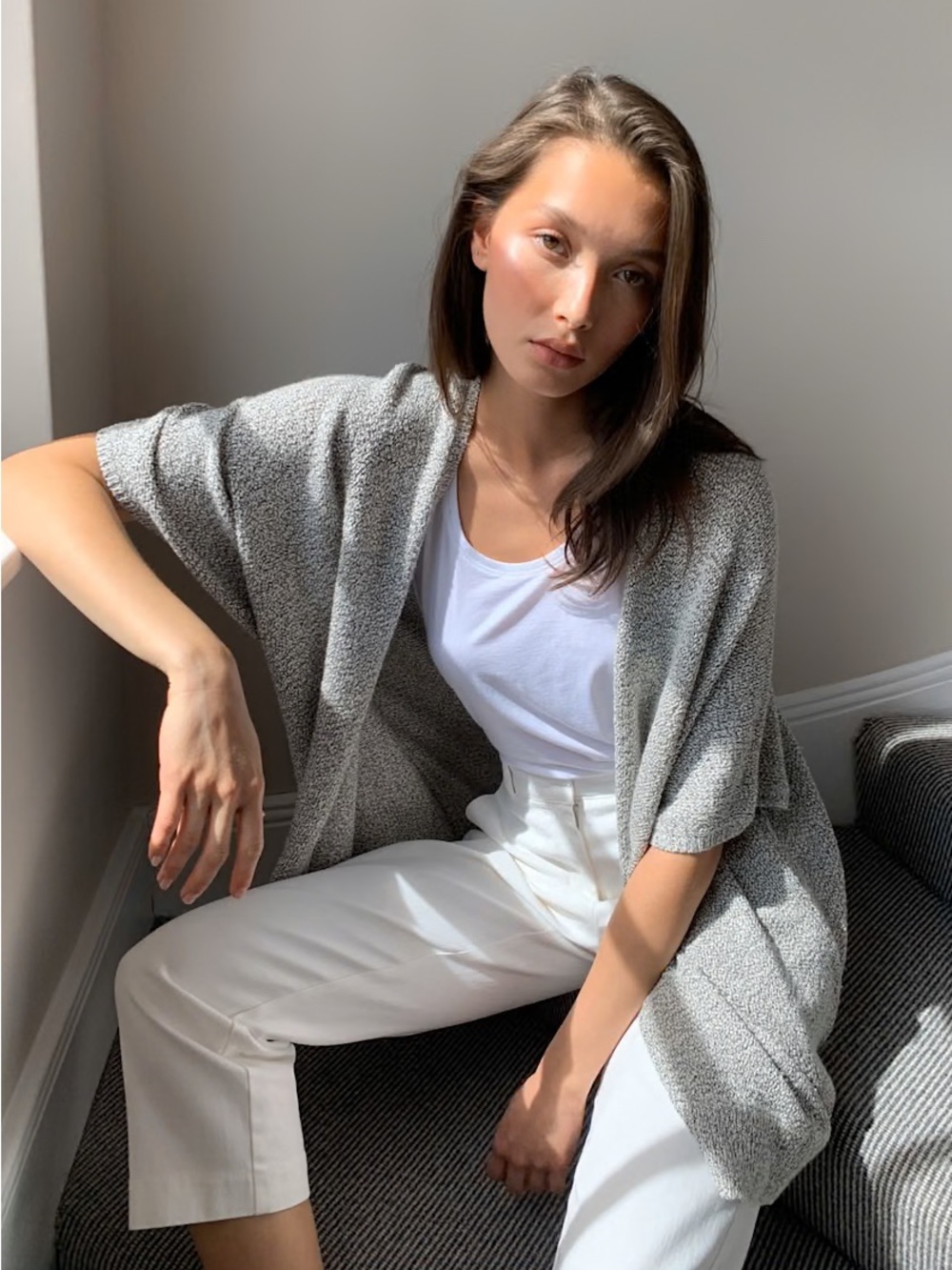 Aritzia Community Ionic Cape Natural Grey Oversized Knitted Cardigan Size XXS - Picture 3 of 11